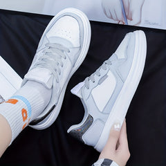 Thick Sole Lace-Up Skate Shoes Women's Sports Sneakers