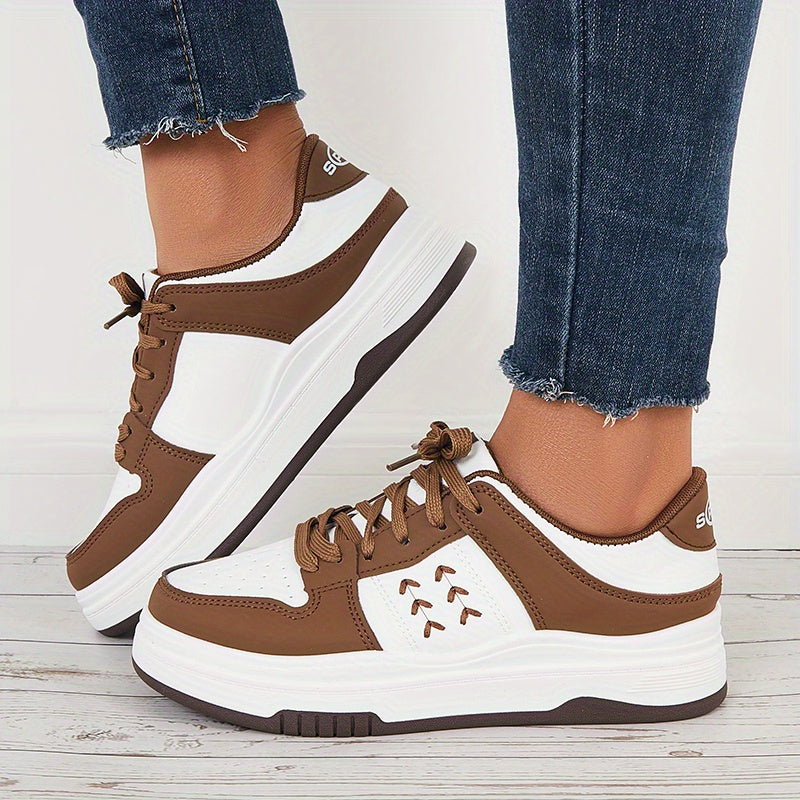 Women's Wheat Graphic Skate Shoes Low Top Flatform Comfortable Walking Shoes
