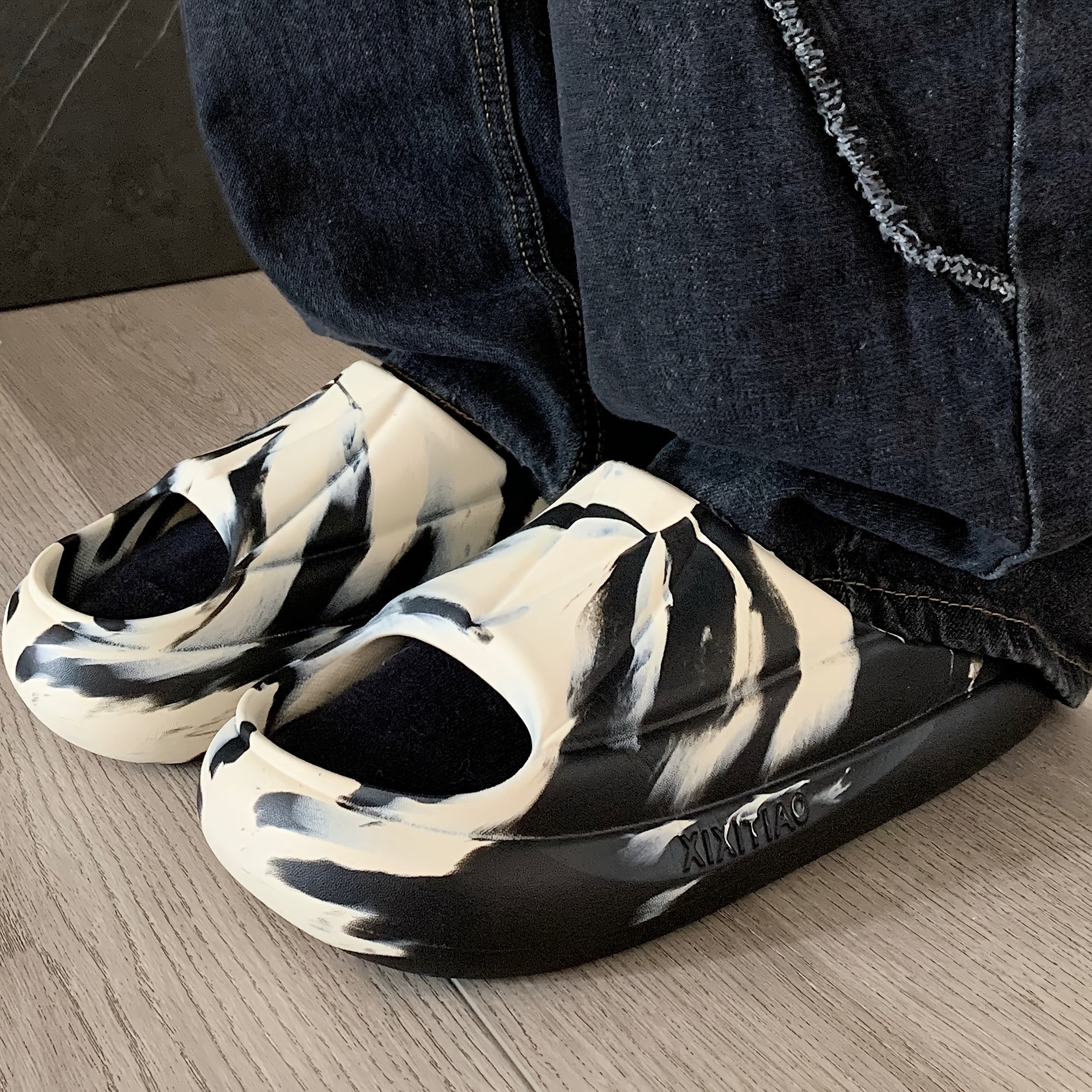 XIXITIAO Boys Non Slip Open Toe Slippers Indoor Outdoor Pool Beach Lightweight