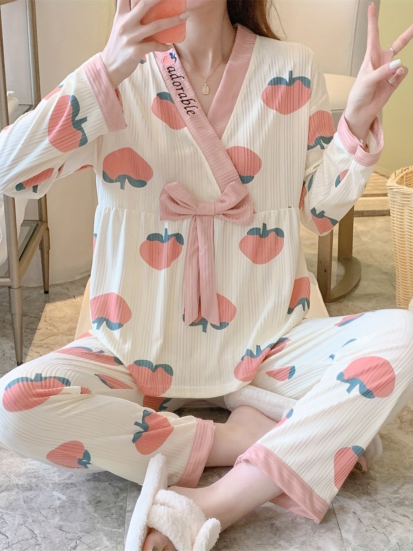 Peach Pattern Pajama Set Long Sleeve Top & Pants Women's Sleepwear