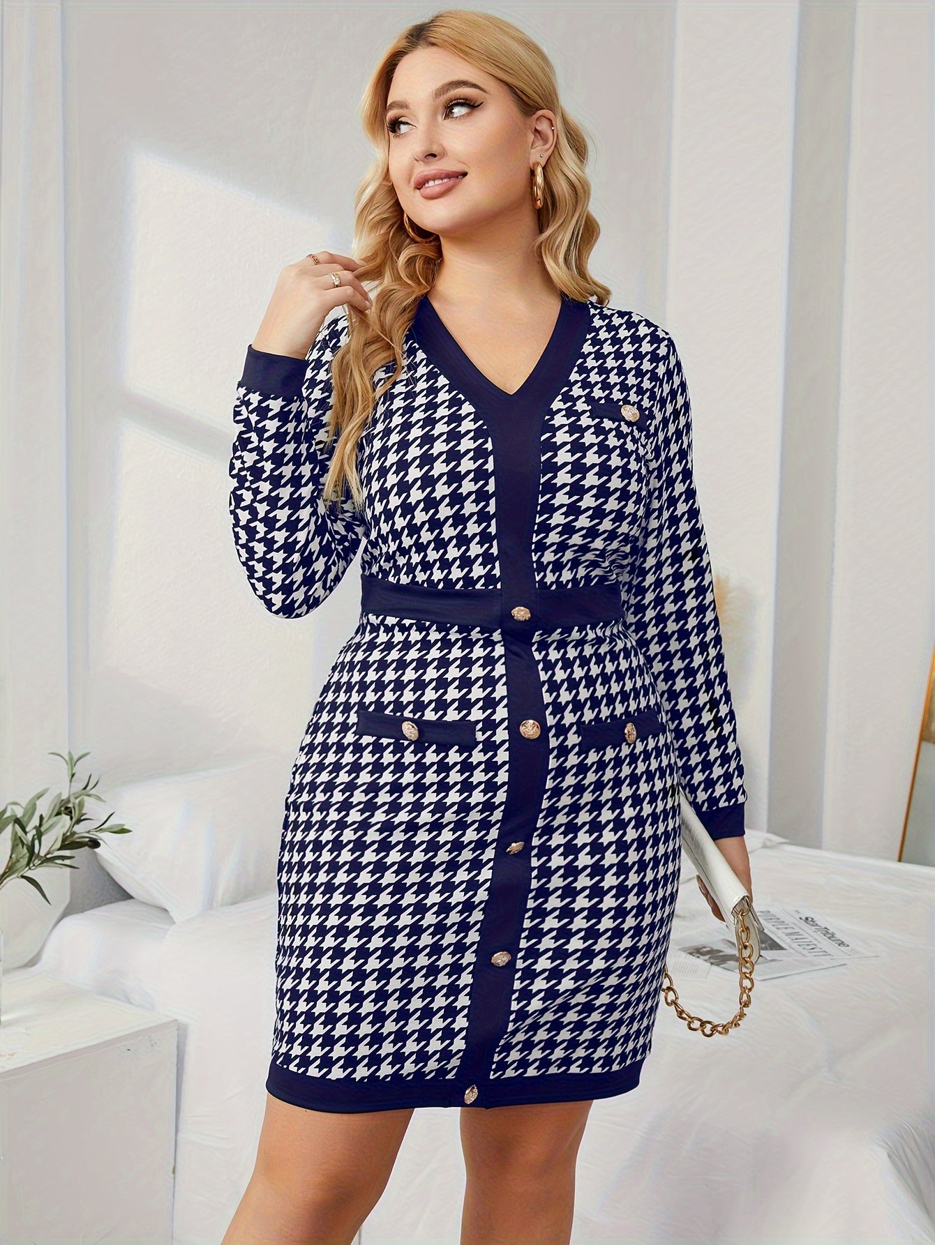 Houndstooth Print Long Sleeve V Neck Dress