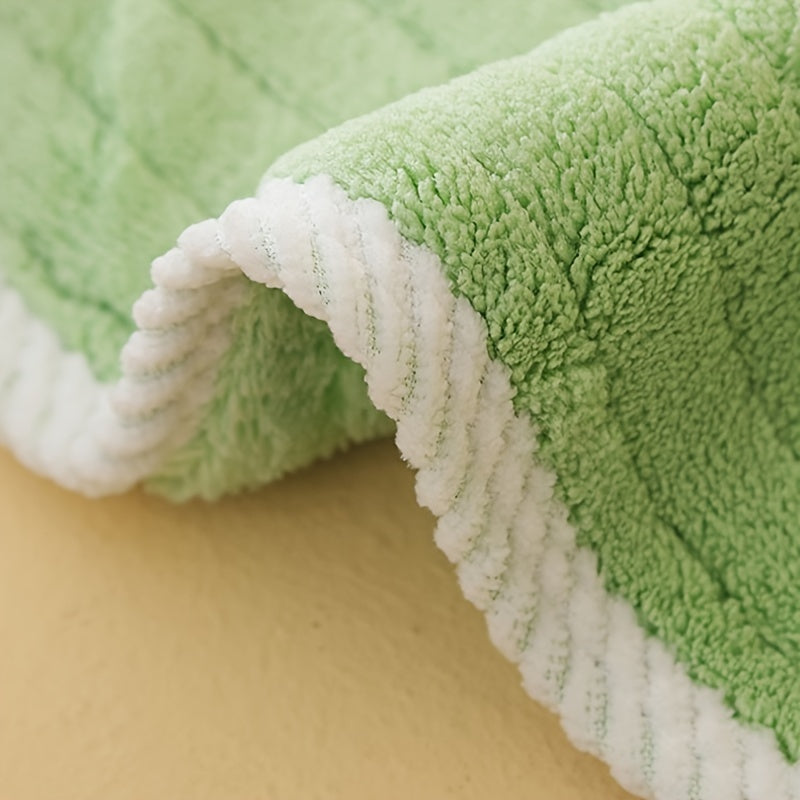 5pcs Animal Design Kid's Towels Soft Coral Fleece Polyester Absorbent Bibs