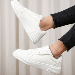 Versatile Slip-resistant Sports Sneakers for Outdoor Activities