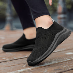 Mesh Breathable Non-slip Running Shoes Lightweight Outdoor Travel Sneakers