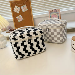 Portable Large Capacity Cosmetic Bag with Handle for Toiletries