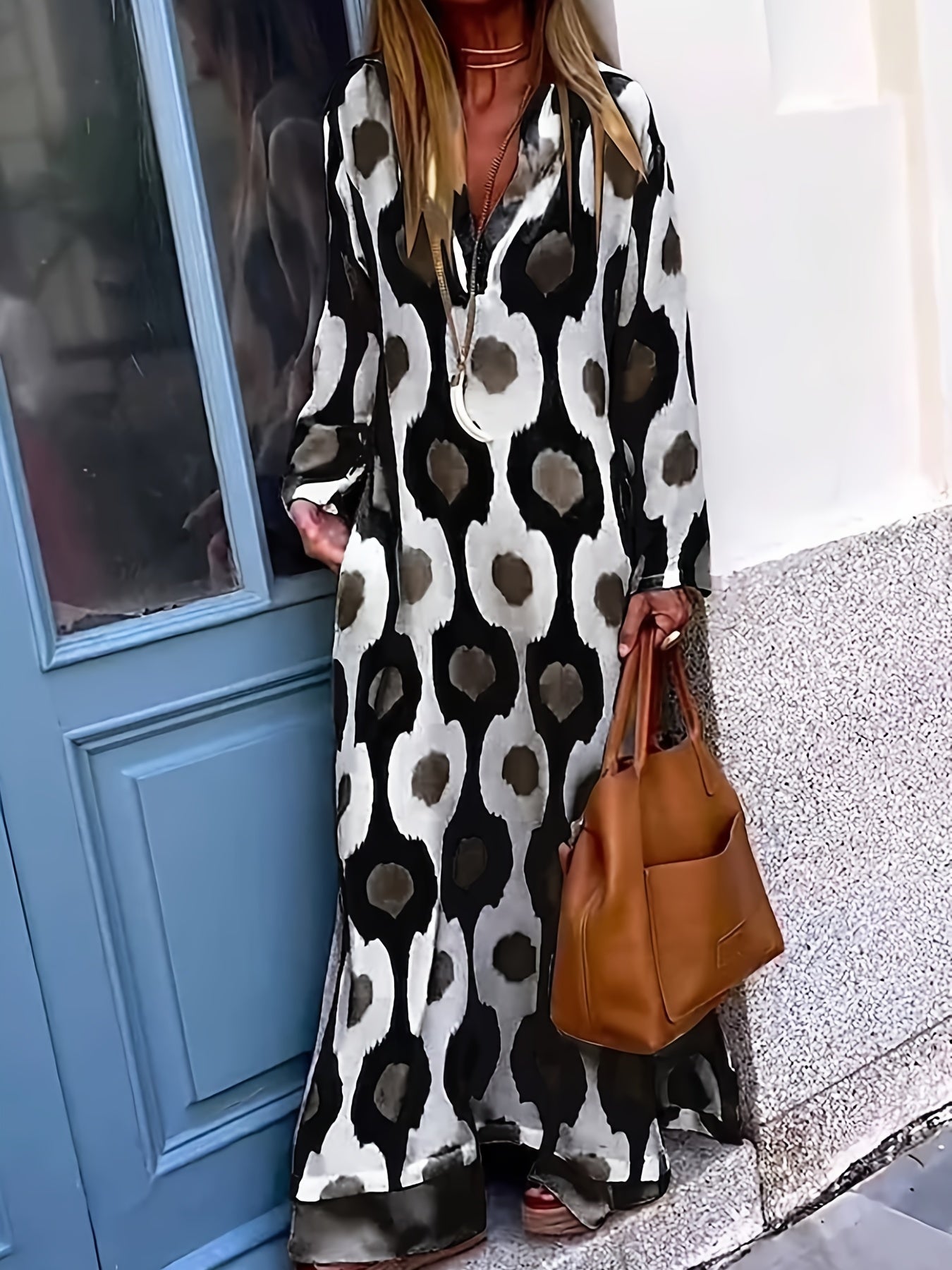 Vintage V-Neck Long Sleeve Maxi Dress