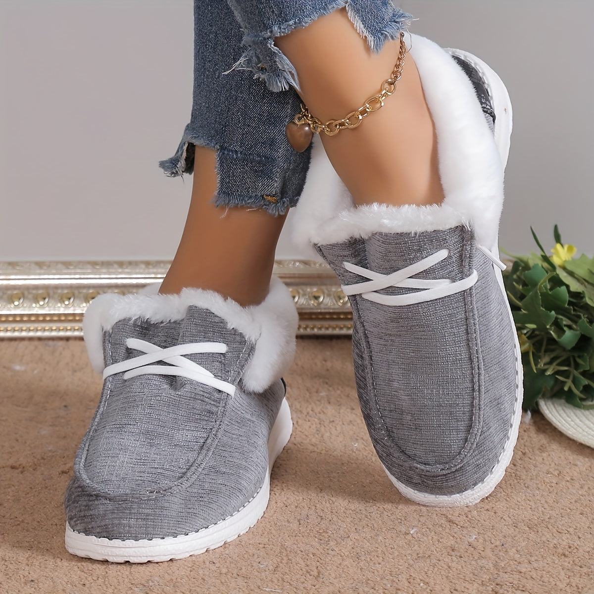 Women's Non slip Warm Walking Shoes Low Top Comfortable Sneakers