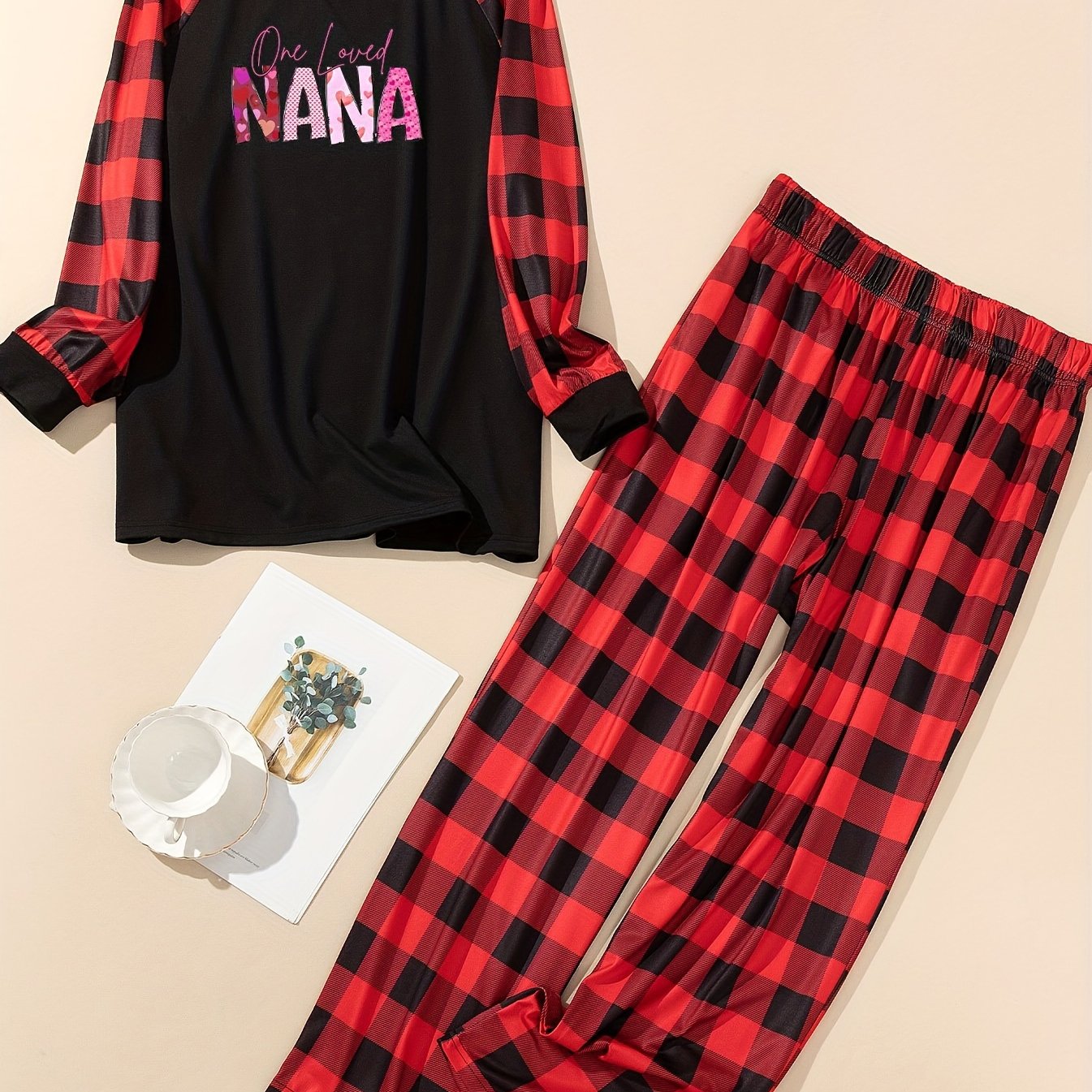 Letter Print Plaid Raglan Tee & Pants Pajamas Set