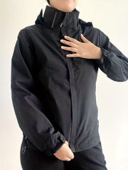 Hooded Waterproof Outdoor Jacket Long Sleeves with Zipper Pockets