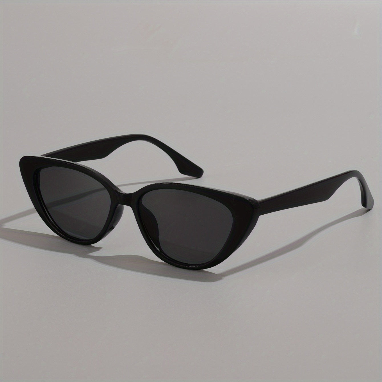 Men's Classic Sunglasses Retro Style UV400 Protection