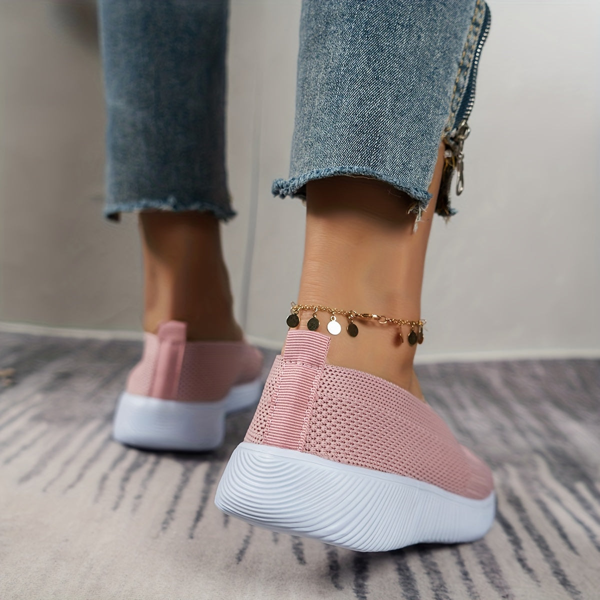 Women's Breathable Mesh Slip-On Walking Shoes