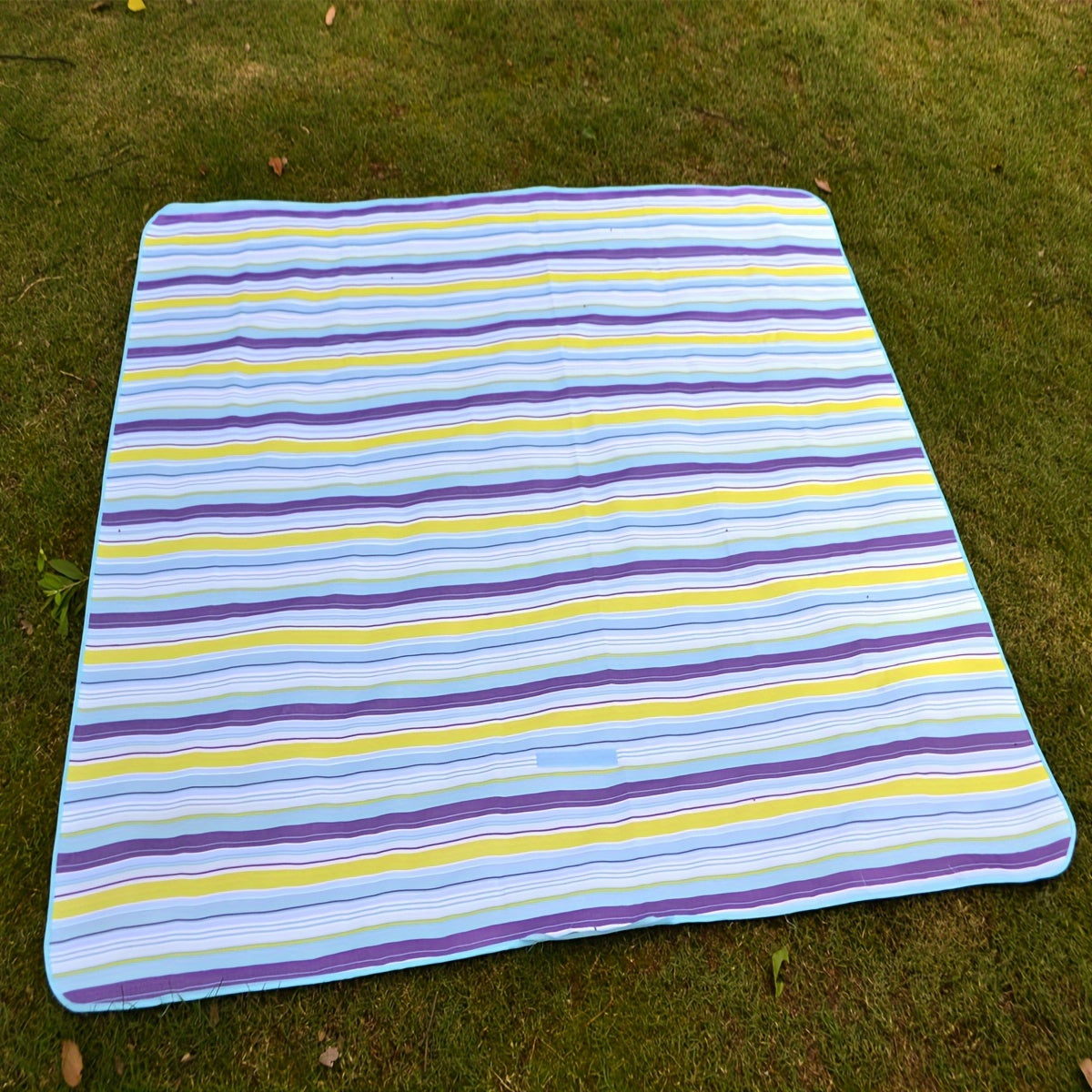 Waterproof Picnic Mat Thickened Beach Mat Camping Wild Lawn Mat