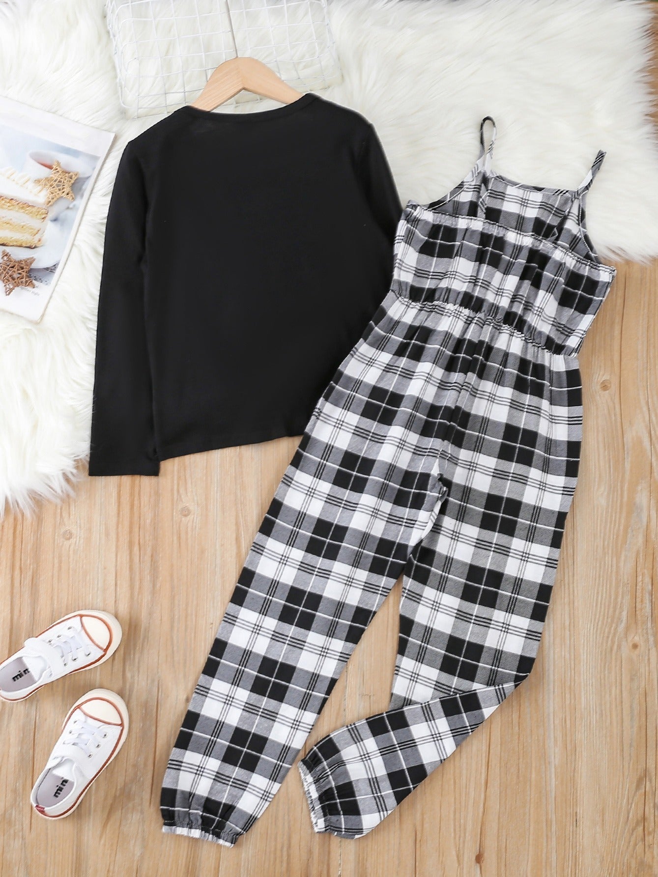 Ruffle Grid Pattern Pants Set
