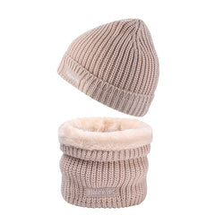 2 Pcs Autumn Winter Warm Embroidered Fleece Neck Set