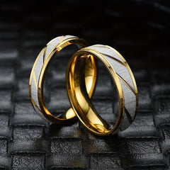 Diagonal Batch Flower Couple Ring