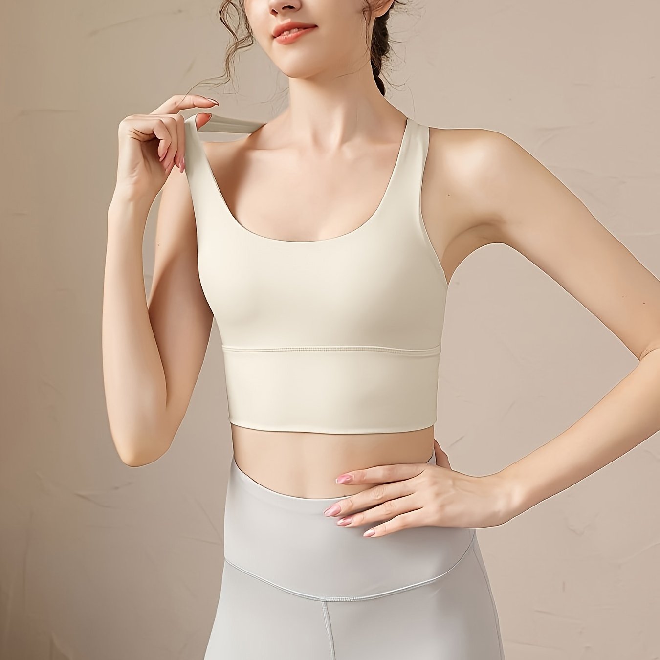 Criss Cross Straps Sporty Bra Shockproof Yoga Top