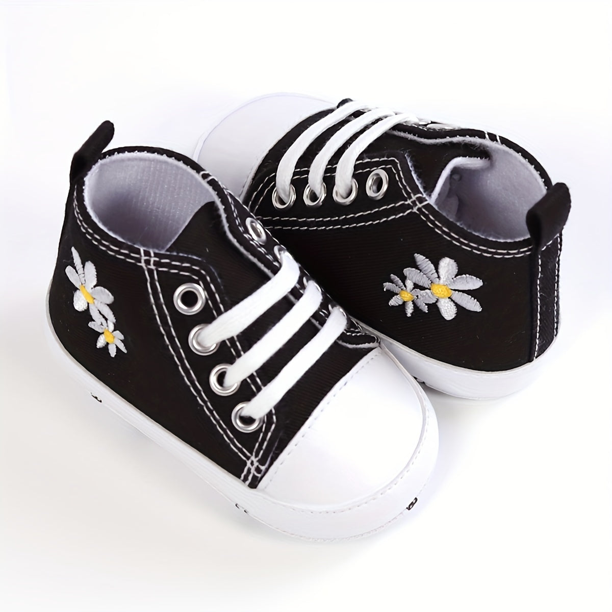 Daisy Embroidered Baby Girl Sneakers Lightweight Non Slip Shoes
