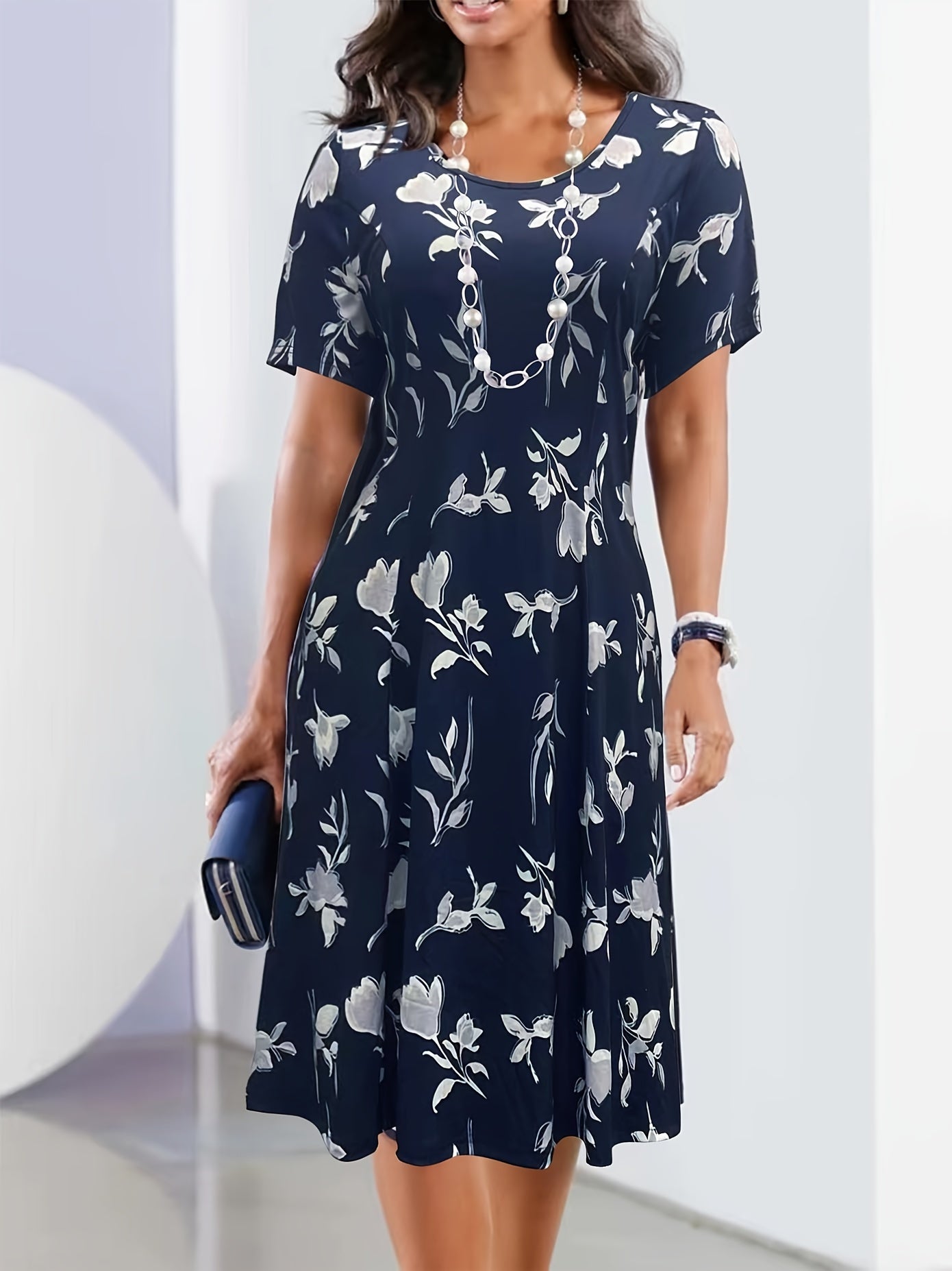 Women's Plus Floral Print Short Sleeve Round Neck Knee Length Dress
