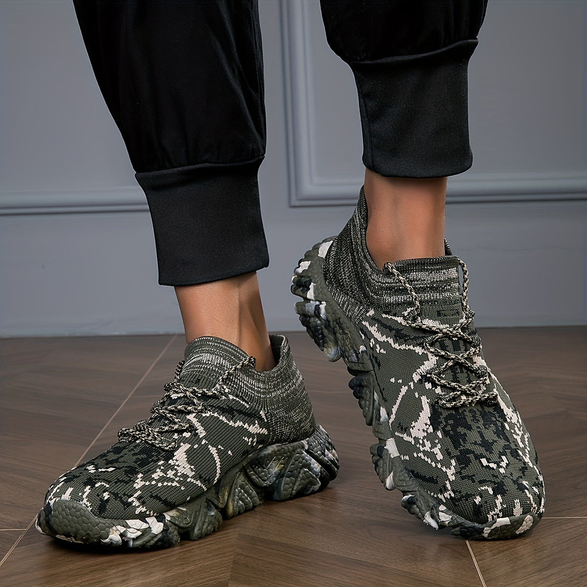 Men's Camo Knit Lightweight Casual Shoes