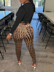 Solid Criss Cross Crop Tee & Geometric Print Skinny Pants Set Plus Size