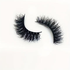 Natural Cross Dramatic False Eyelashes 18mm