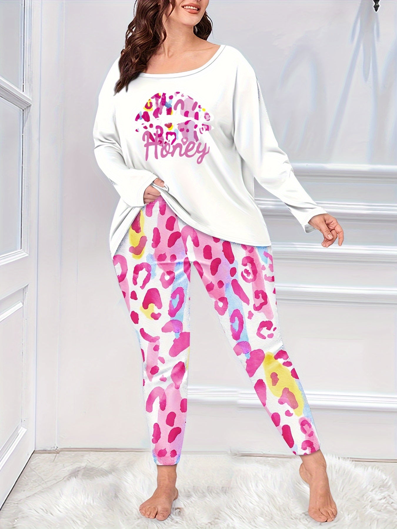 Women's Plus Leopard Kiss & Letter Print Pajamas Set