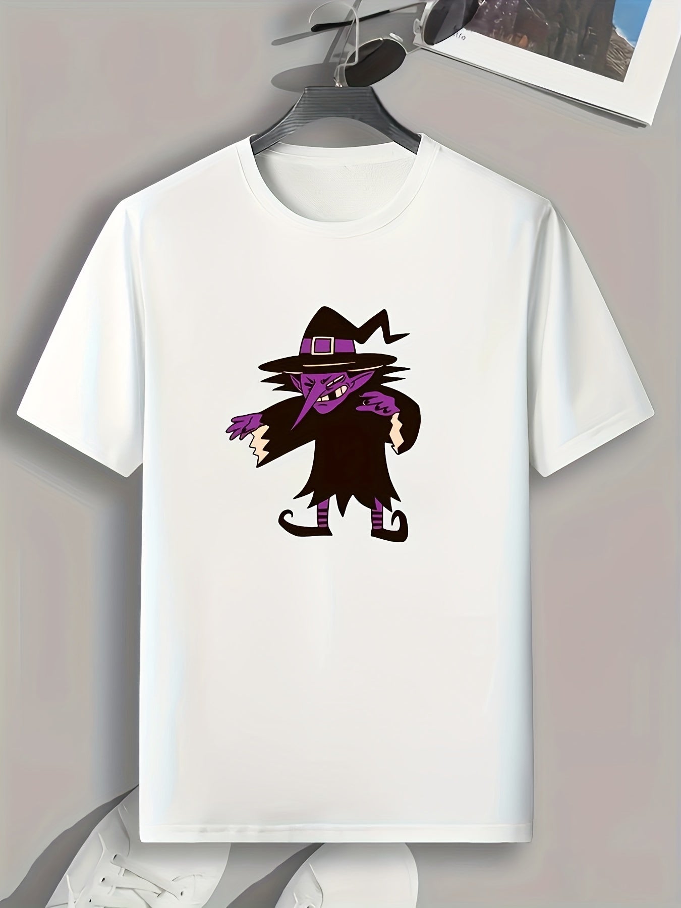 Cartoon Witch Print Men's Sports T-shirt for Halloween