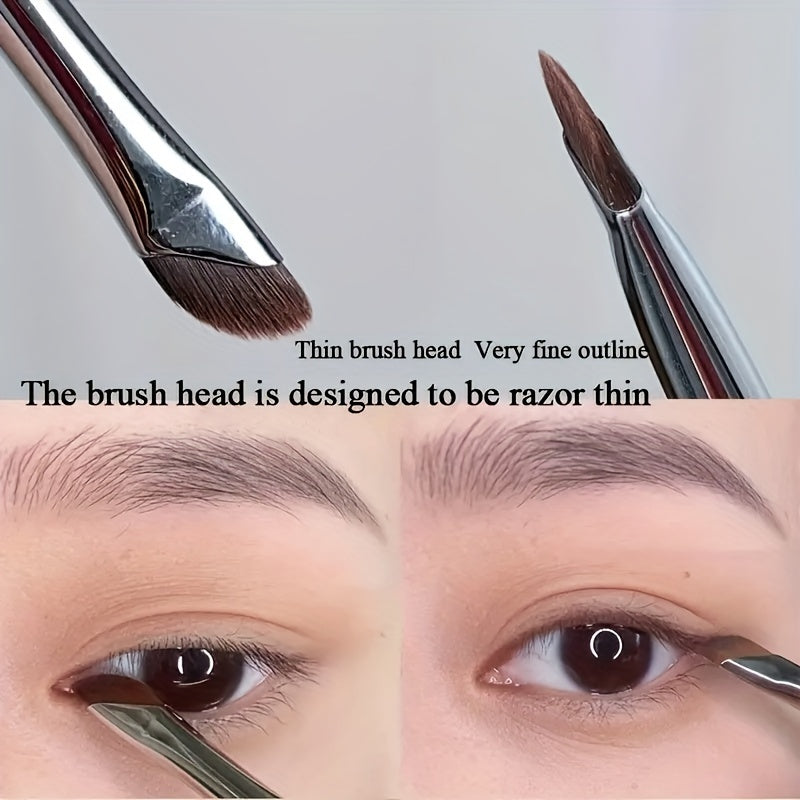 Precision Eyeliner Brush for Detailed Application