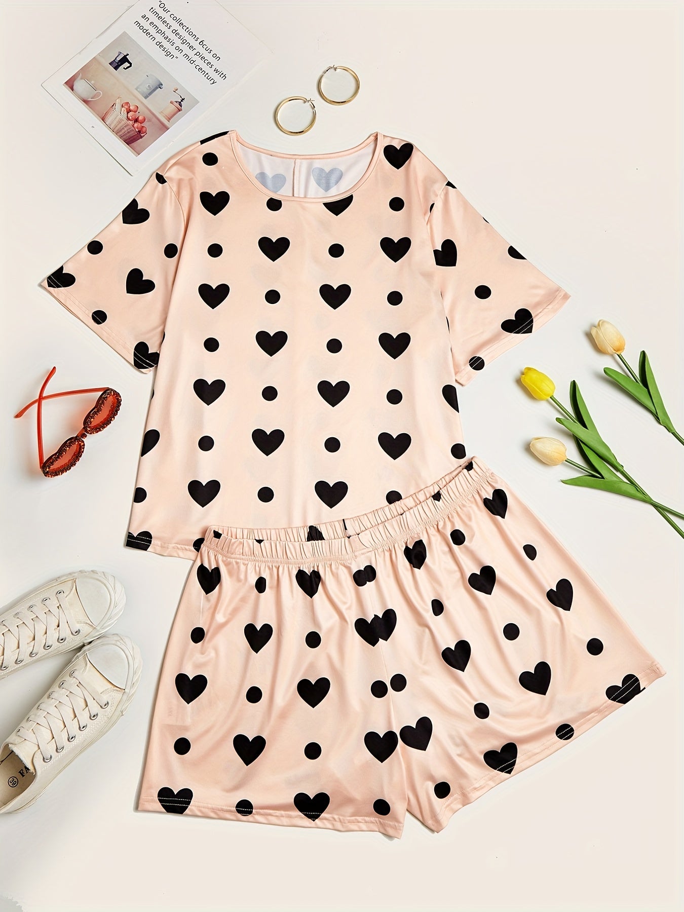 Heart & Dot Print T-shirt & Shorts Pajama Set