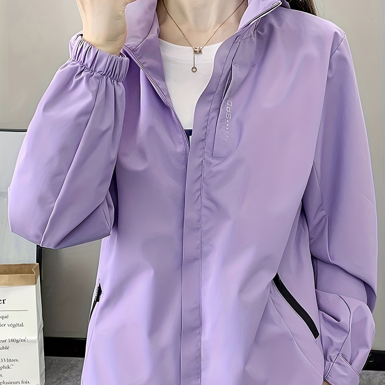 Women's Windproof Outdoor Sports Jacket with Removable Hat