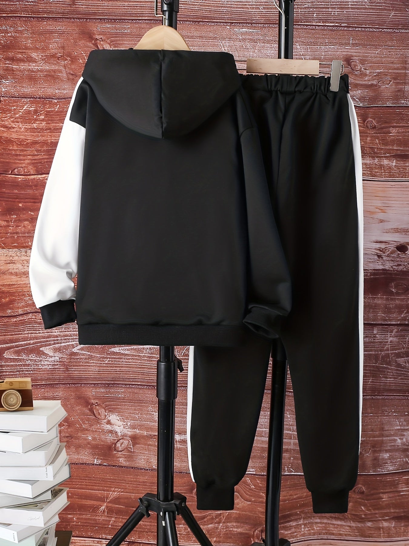 Boy's Clash 2pcs Hoodie & Sweatpants Set CALIFORNjsonIA Print