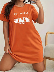 Cat & Letter Print Short Sleeve Round Neck Nightdress