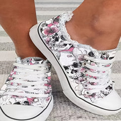 Women's Skull Pattern Canvas Shoes Lace Up Halloween Shoes