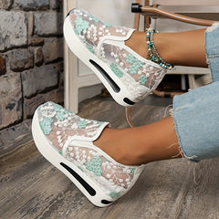 Women's Floral Embroidered Slip On Platform Loafers