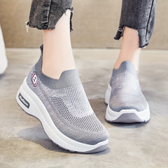 Women's Slip On Platform Sneakers Low Breathable Casual Shoes