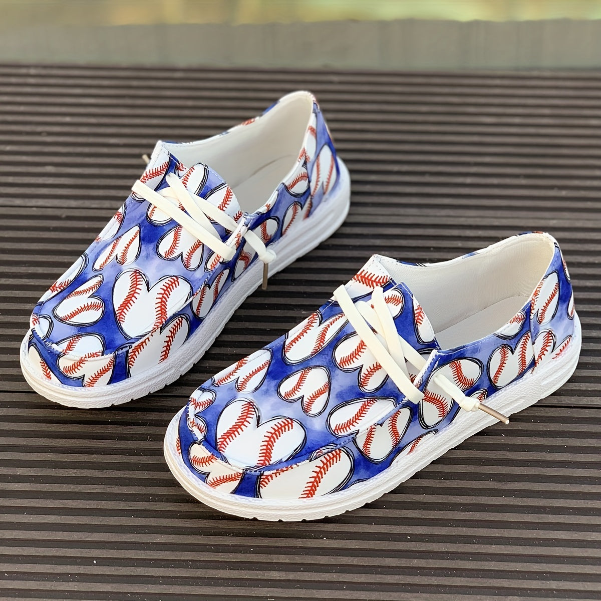 Baseball Pattern Lace-up Skateboard Shoes