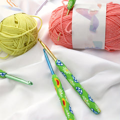 9pcs Colored Soft Handle Crochet Set Ergonomic Soft Grip Crochet Needle Set