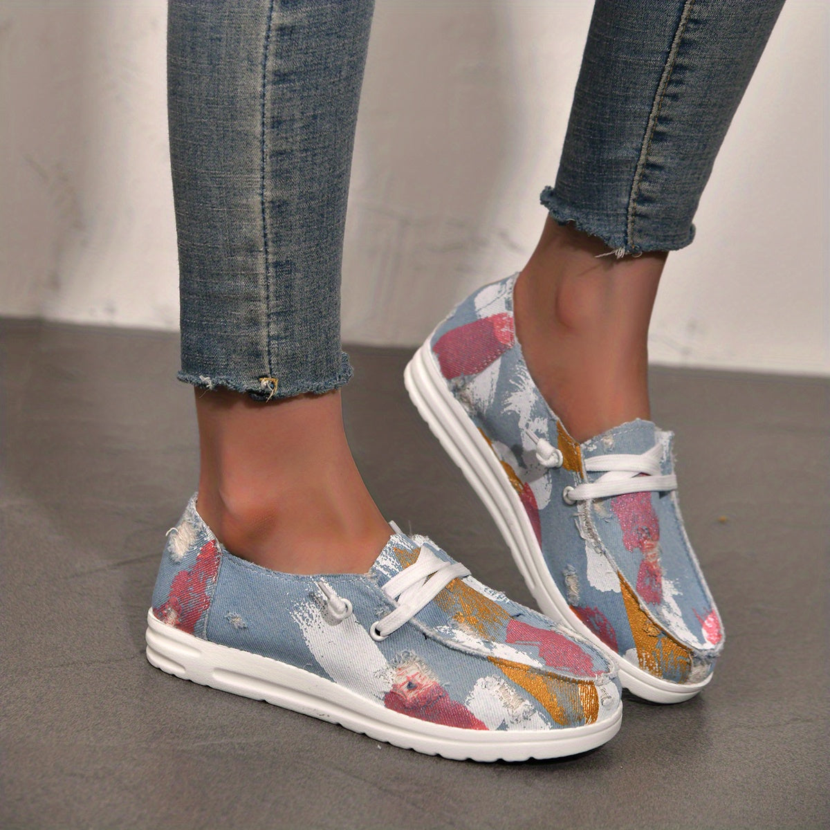 Graffiti Print Slip On Loafers Shoes Lightweight Canvas Sneakers