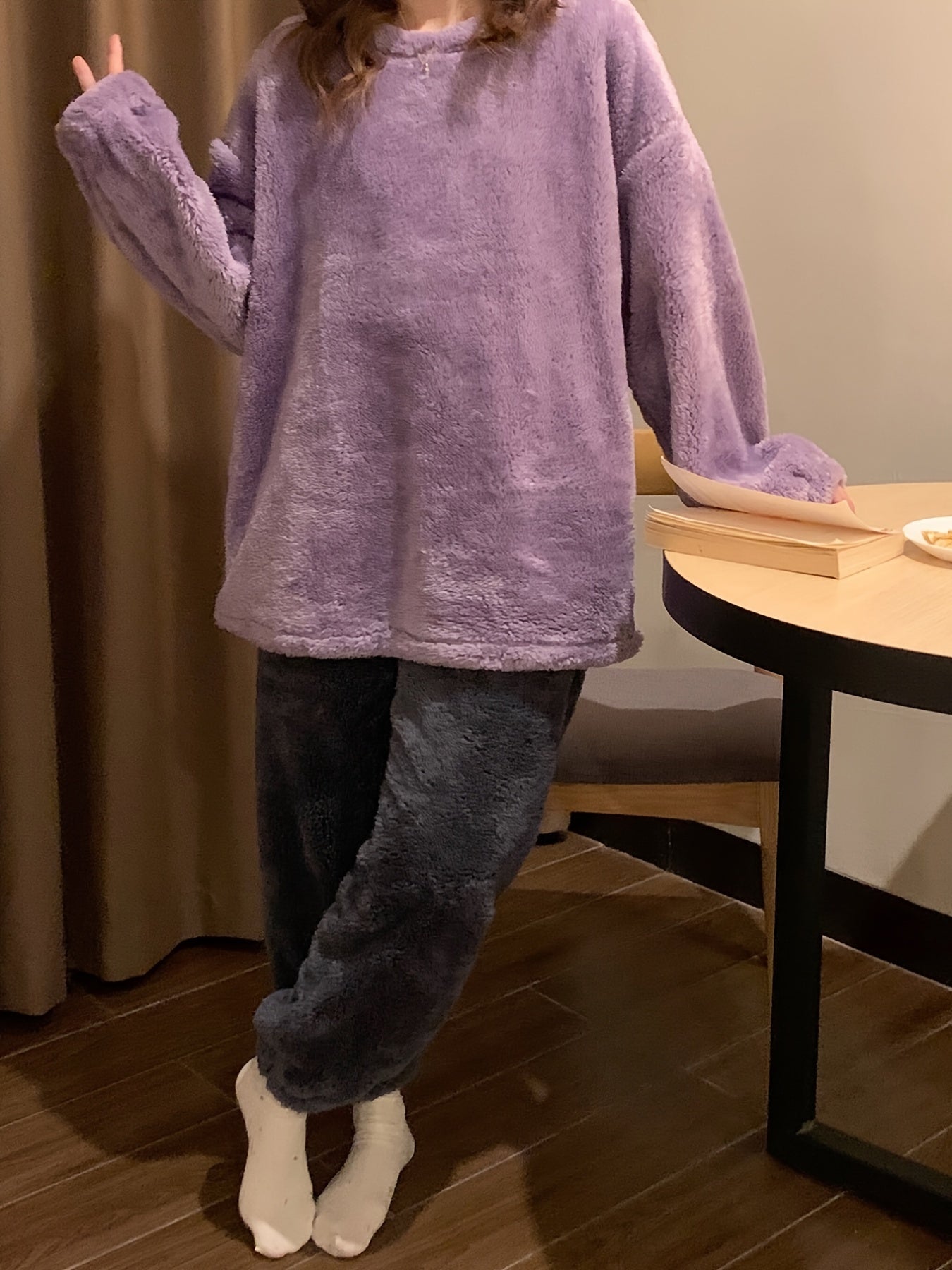 Plush Pajamas Set Crew Neck Top & Fluffy Waistband Pants