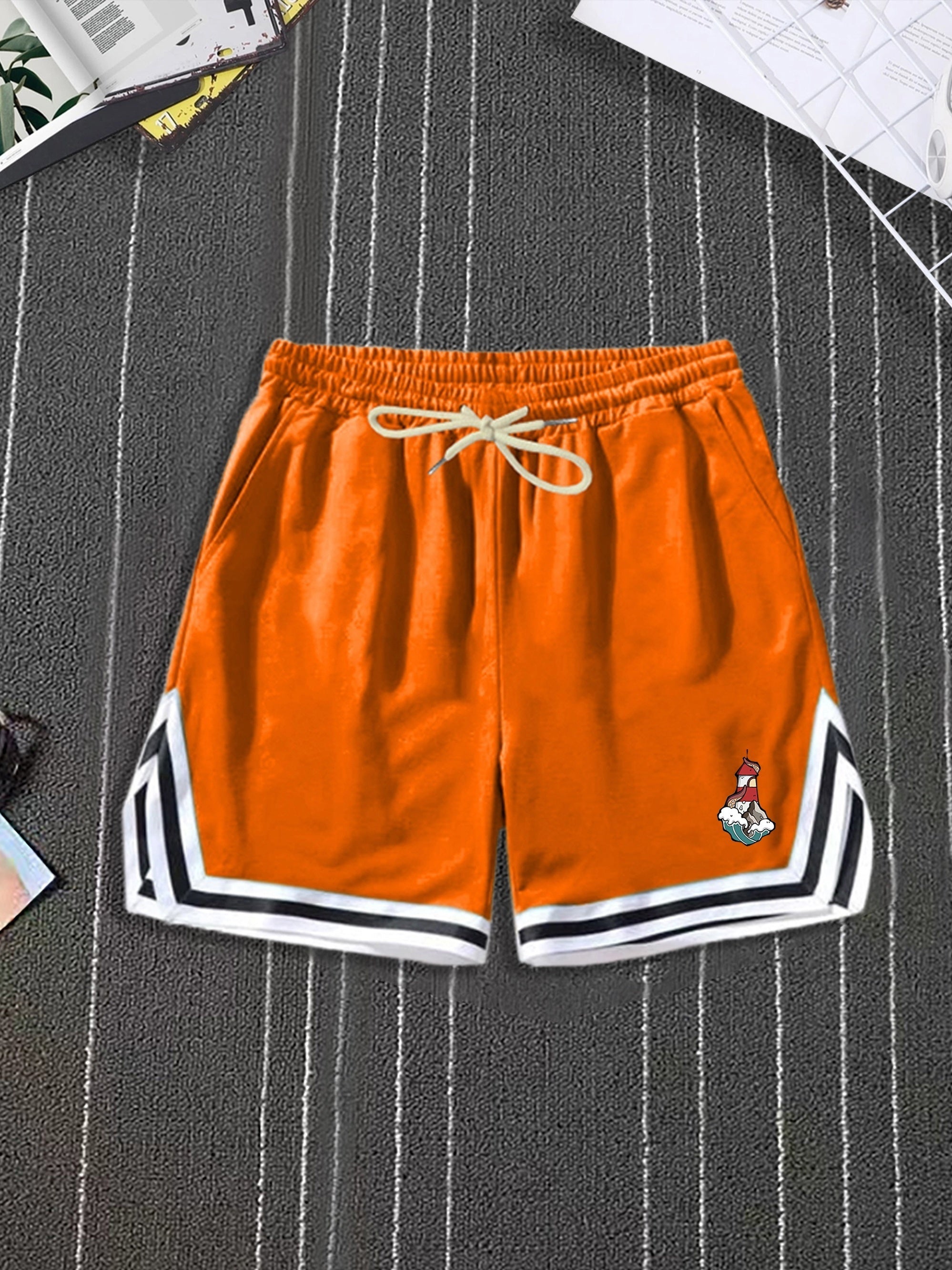Cartoon Lighthouse Pattern Active Shorts With Pockets Men's Casual Stretch Waist