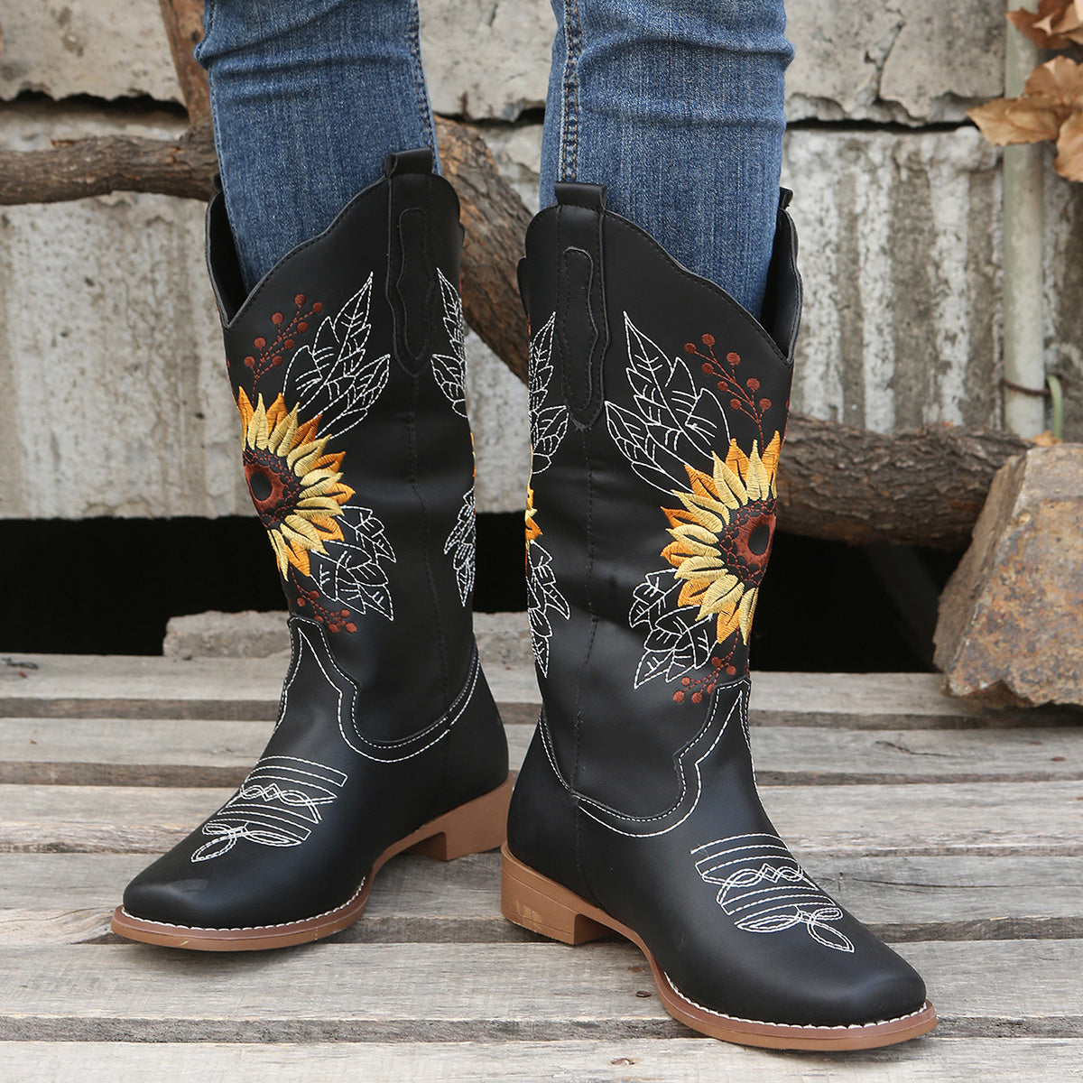 Women's Embroidered Mid Calf Western Boots Faux Leather Boots