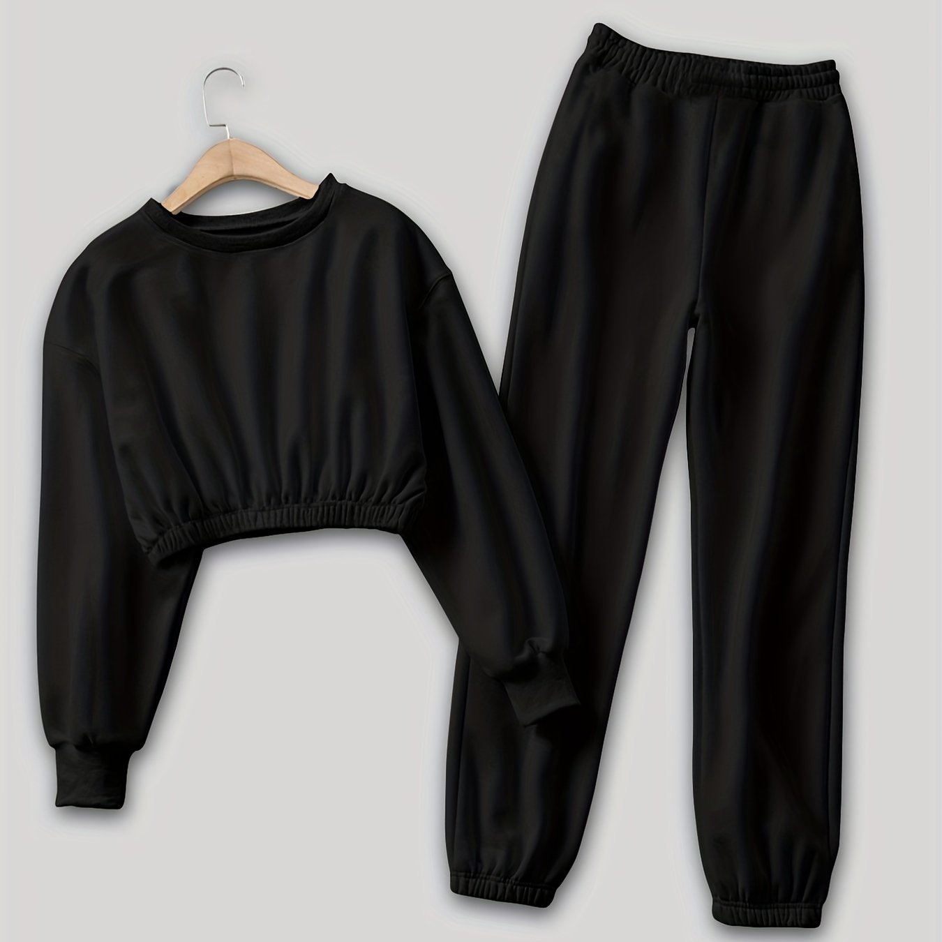 Workout 2pc Set Cropped LS Sweatshirt & Jogger Pants