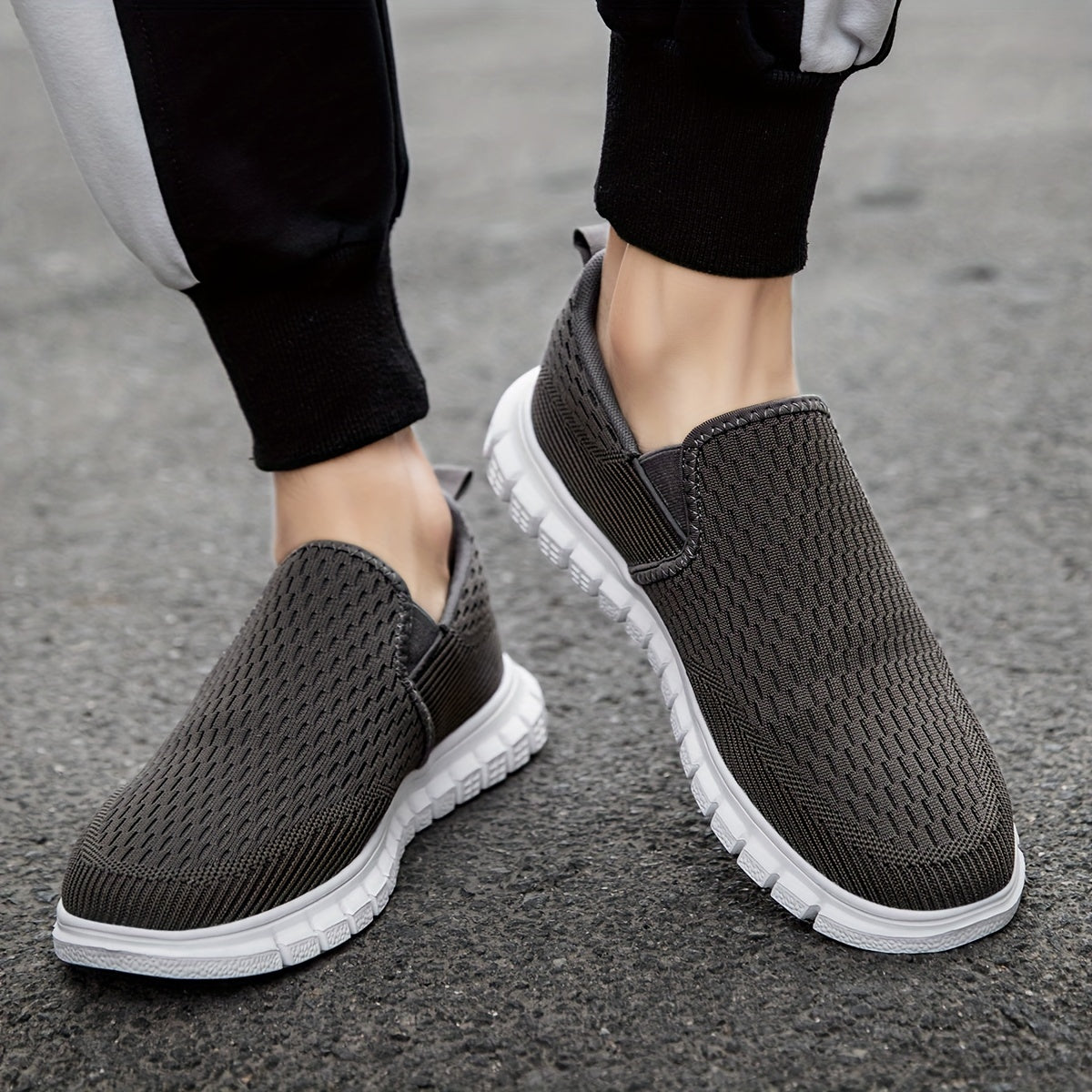 Men's Lightweight Slip-On Casual Shoes for Travel Jogging