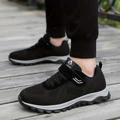 Fur Lined Thermal Running Shoes Non Slip Comfortable Sneakers