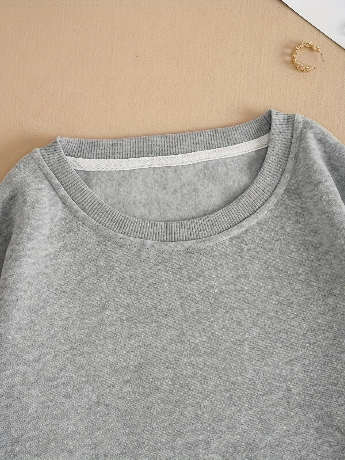 Women's Crew Neck Solid Pullover Sweatshirt for Fall & Winter