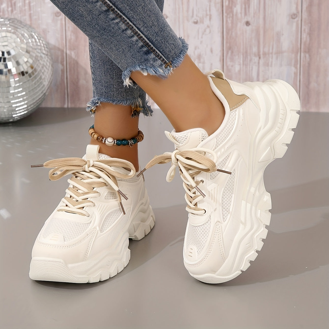 Women's Platform Mesh Sneakers Lace Up Low Round Toe Heightening Shoes