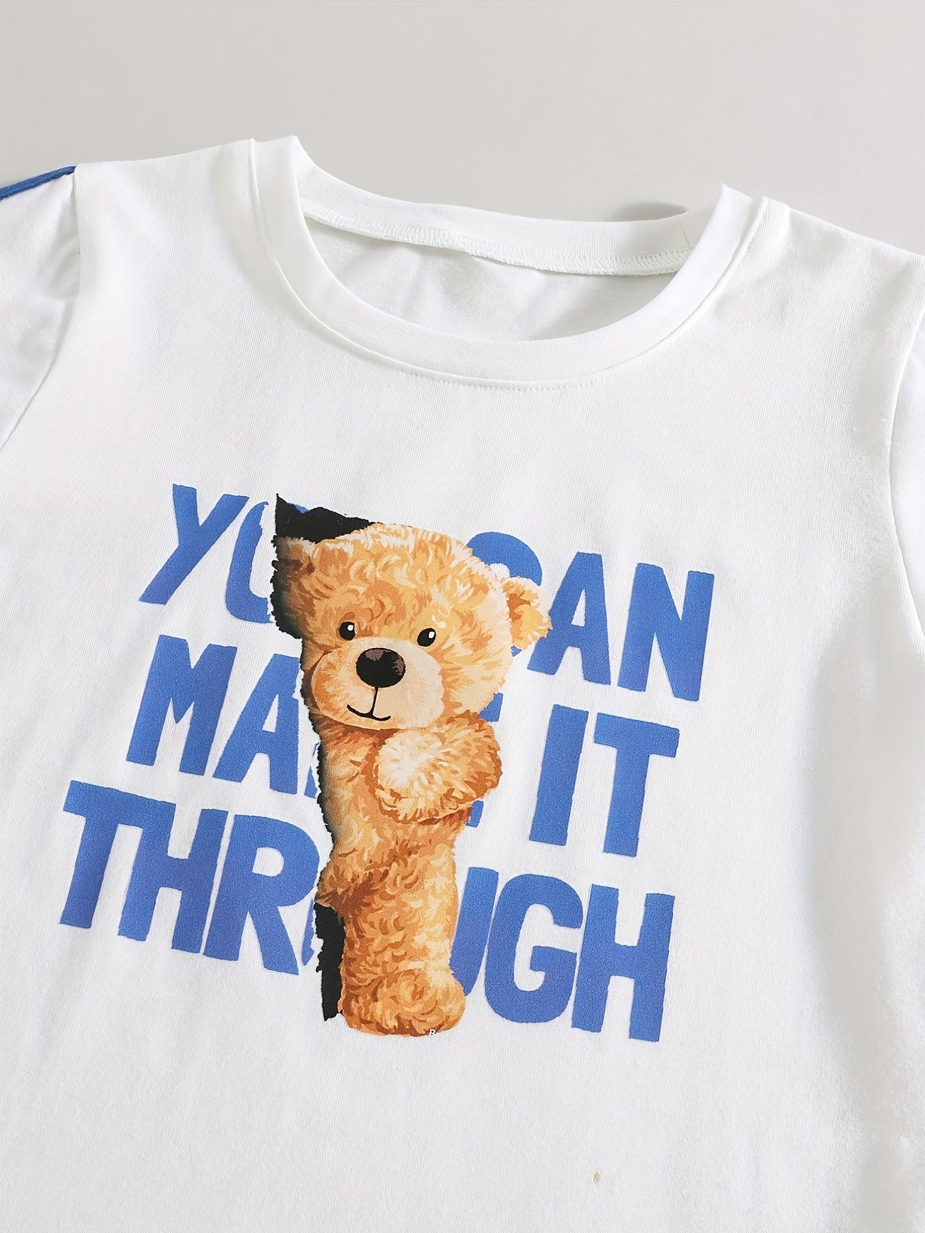 Boys Letter & Bear Casual Outfit Round Neck T shirt & Shorts