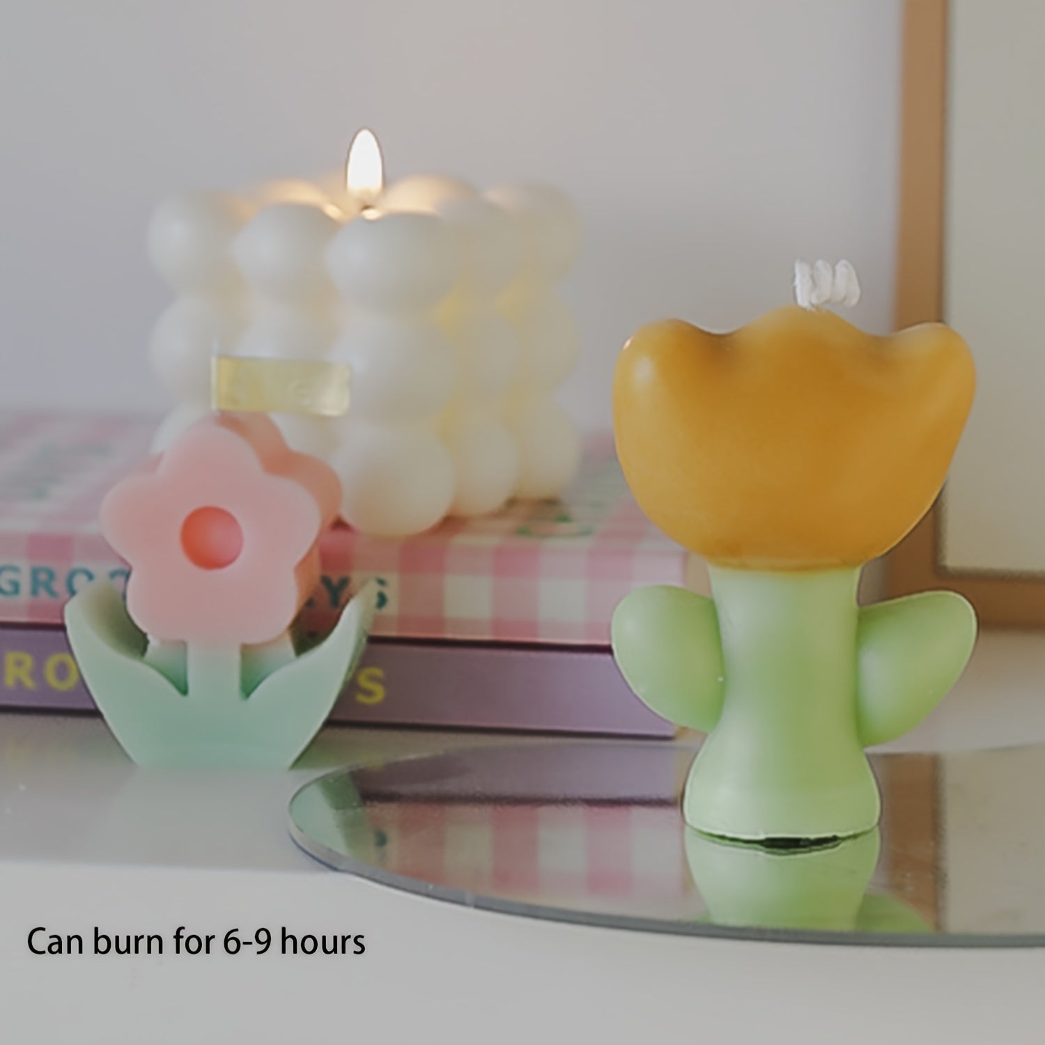 Tulip-Shaped Candle with Creative Pattern - Burns for 6-9 Hours - 2-3 oz (65g)
