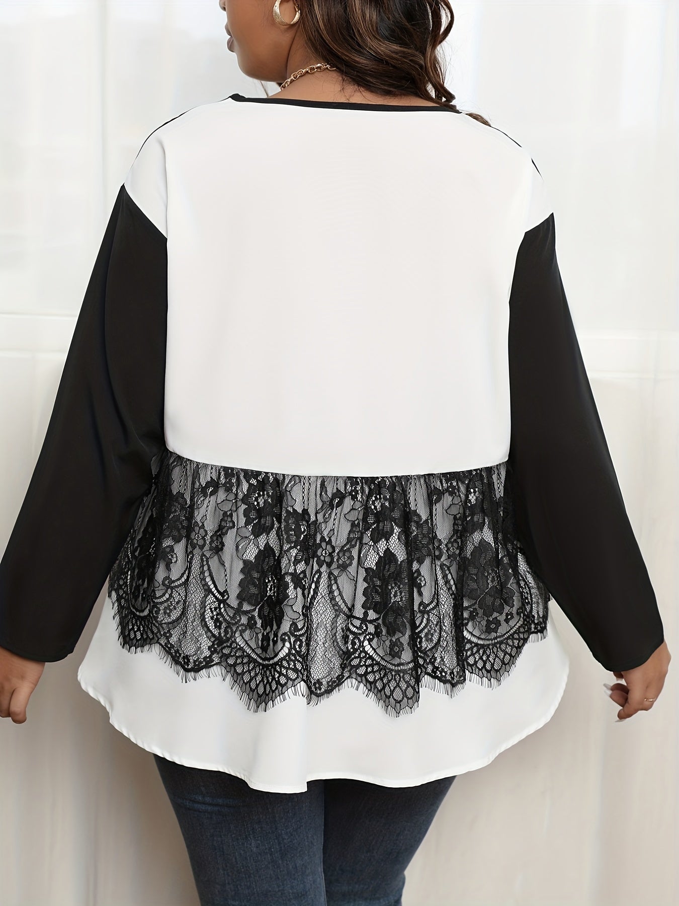 Colorblock Lace Long Sleeve Top