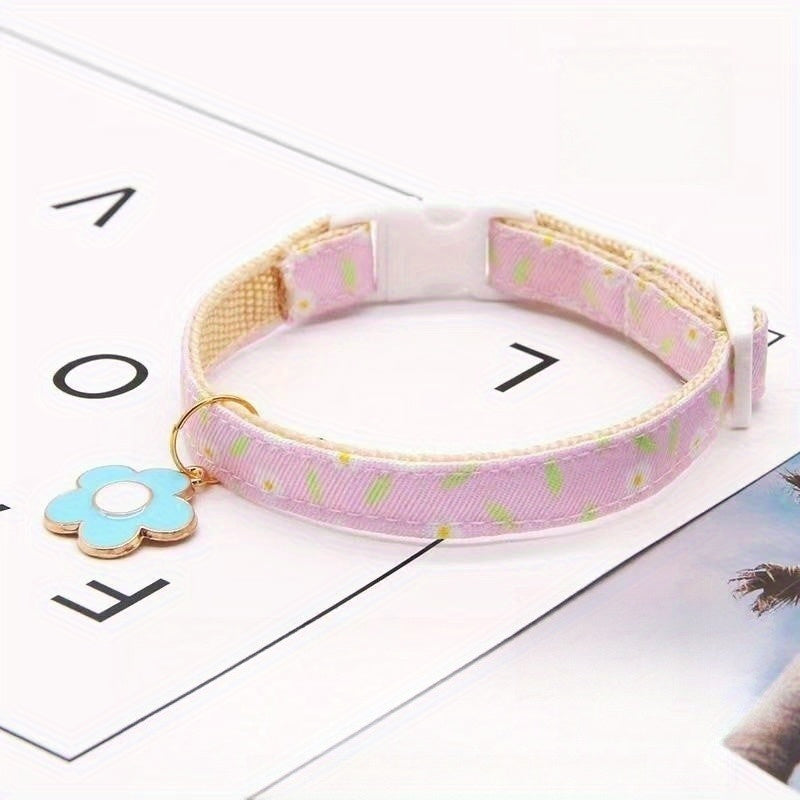 Pet Necklace Flower Pattern Pendant Cat Collar Adjustable Safety Collar